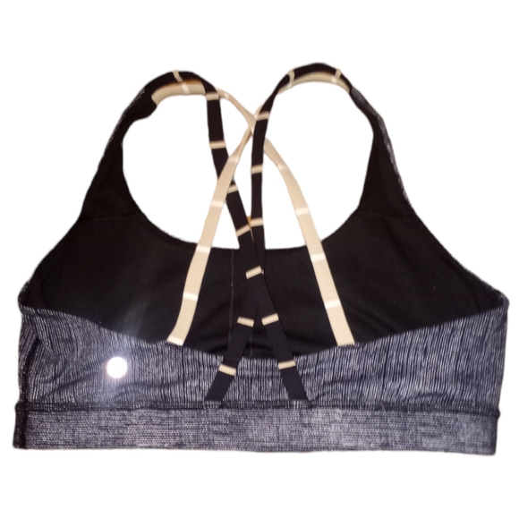 Lululemon Energy Bra - Size 10 - Picture 3 of 7